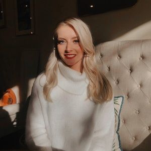 Meet your Posher, Leah